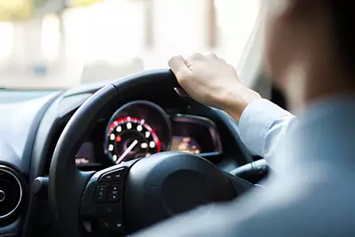 Seu veículo protegido contra: Roubo e Furto, incêndio, colisão e perda total, fenômenos da natureza, rastreador, carro reserva, assistência 24 horas e muito mais.